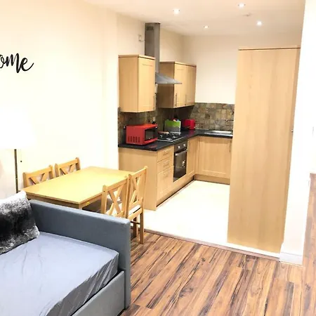 Ferienwohnung Greater London Holiday Let @ Hanwell